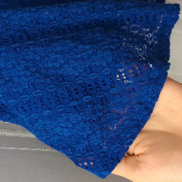 Blue summer top - Picture 3 of 3